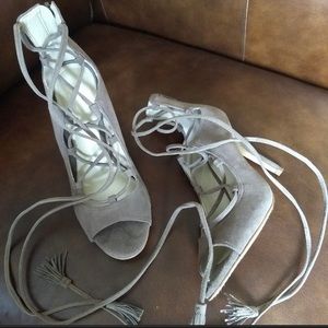 Vince Camuto lace-up, peep toe, tassel heel